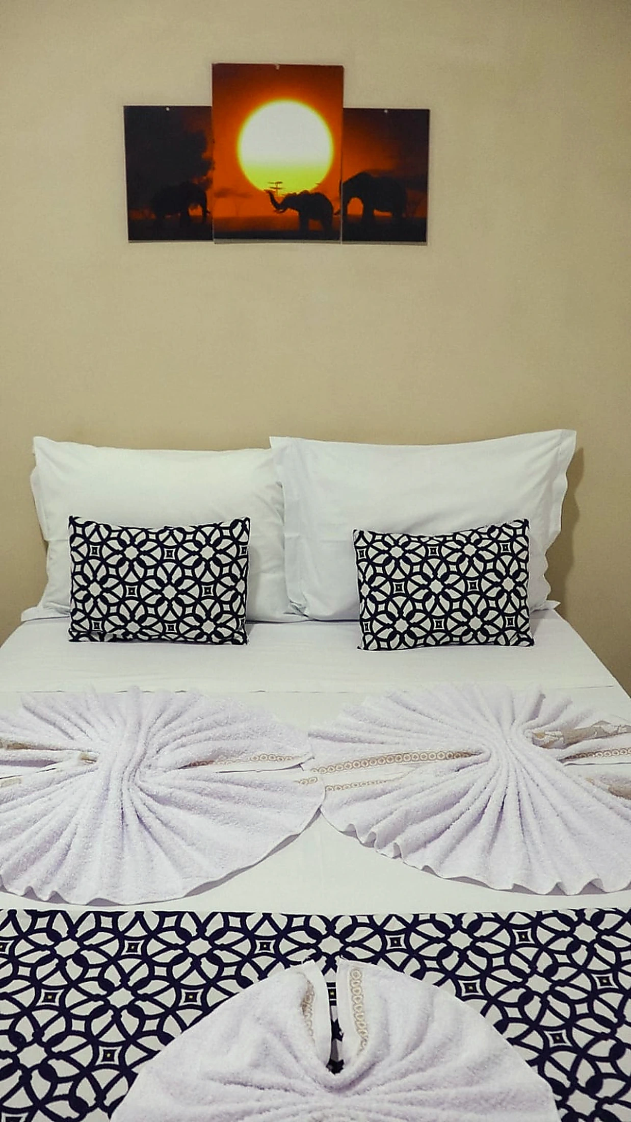 Quarto 2 — acesso ao banheiro