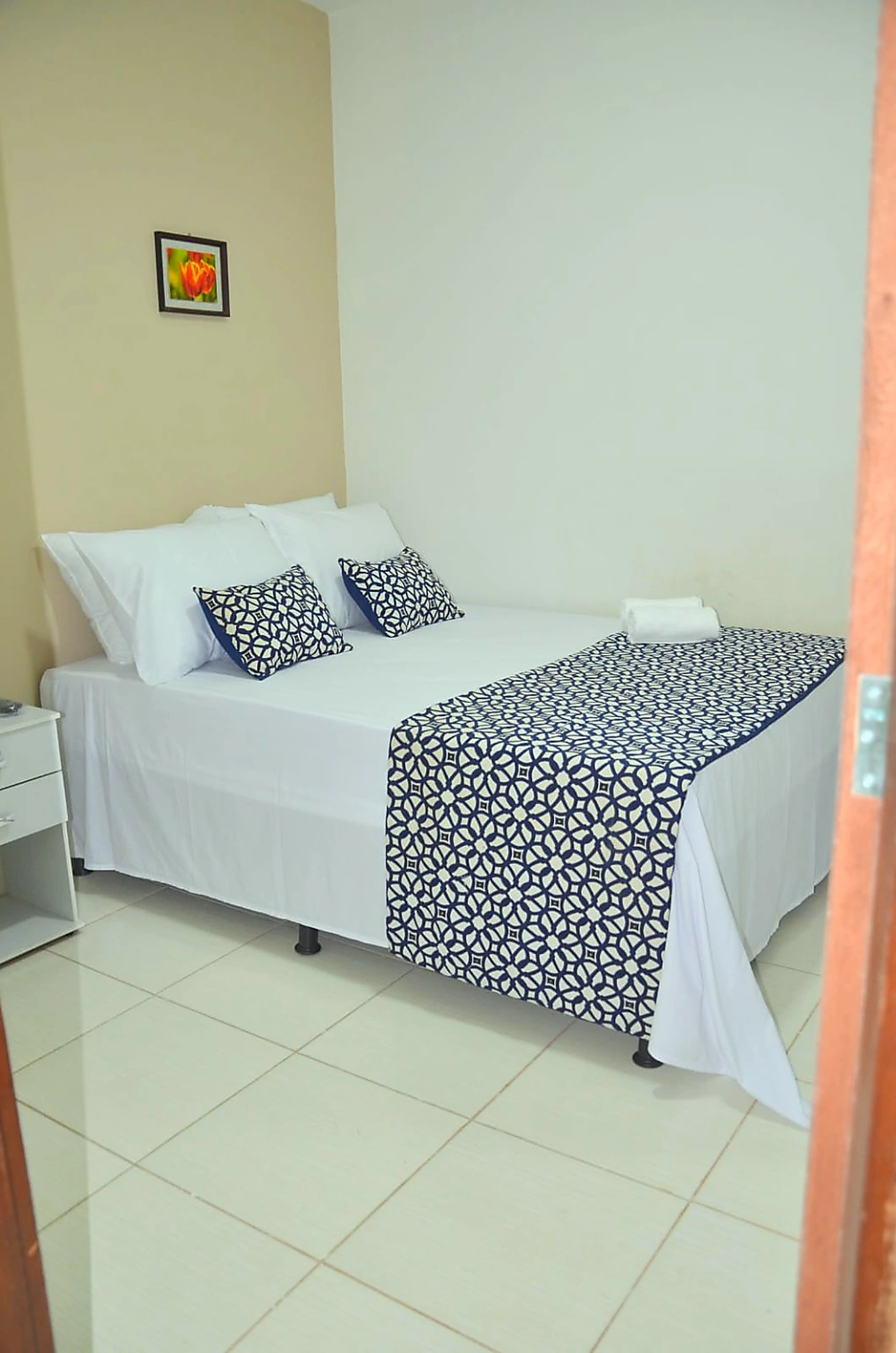 Quarto 3 — cama e decoração