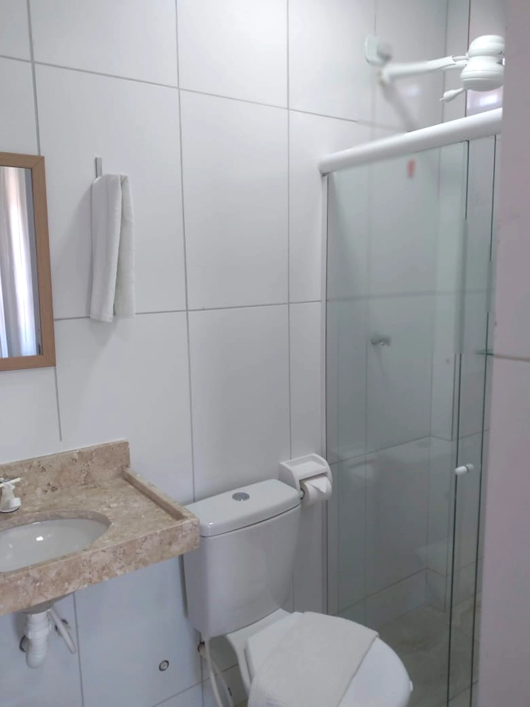Quarto 7 — banheiro